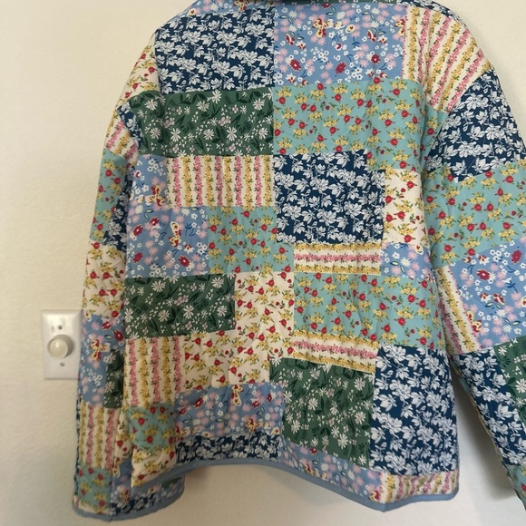 Colorful Floral Patchwork Blazer - Picture 3 of 11